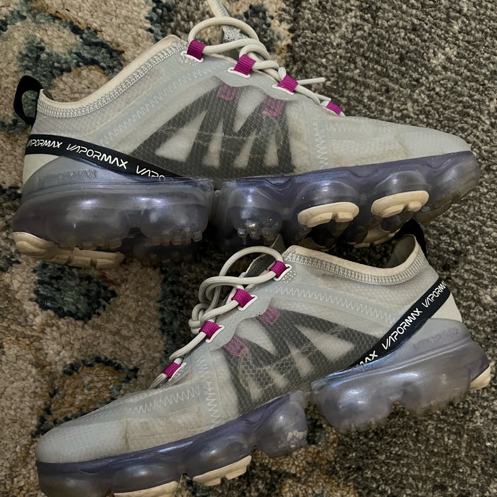 Vapor max Nikes